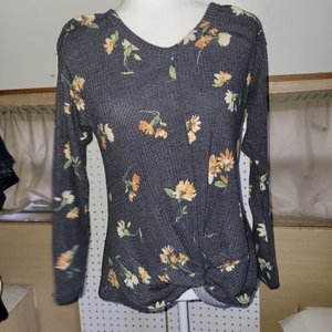Les Amis size Small long‎ sleeve knotted shirt NWT